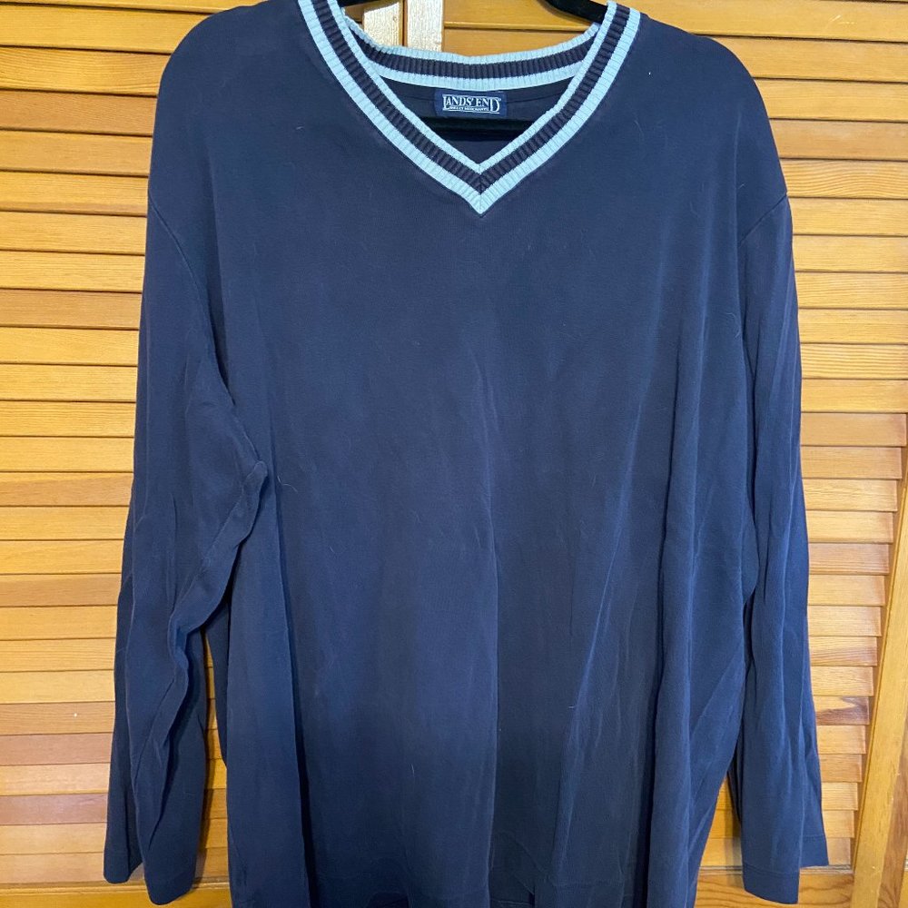 LANDS END V-NECK PULLOVER